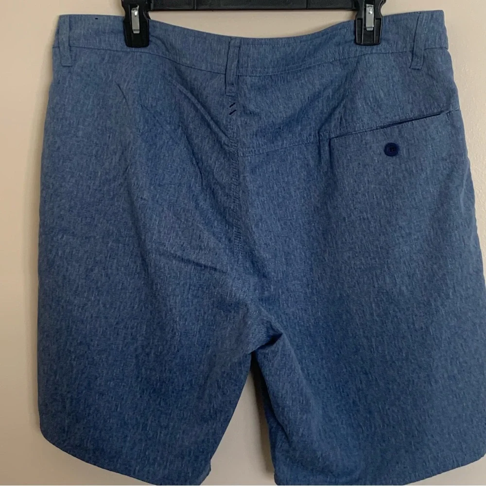 Men’s Tavik Swim Trunks Size 36 Excellent Condition